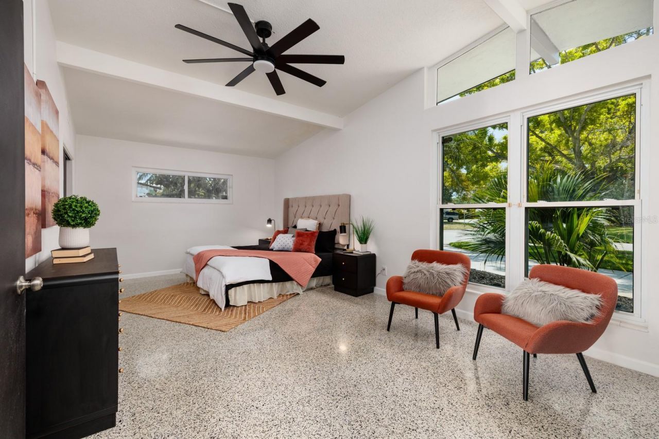 263 87th Avenue N, Saint Petersburg, FL 33702 Photo