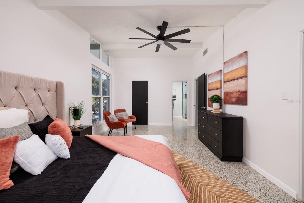 263 87th Avenue N, Saint Petersburg, FL 33702 Photo