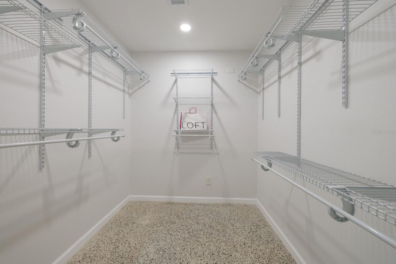 263 87th Avenue N, Saint Petersburg, FL 33702 Photo