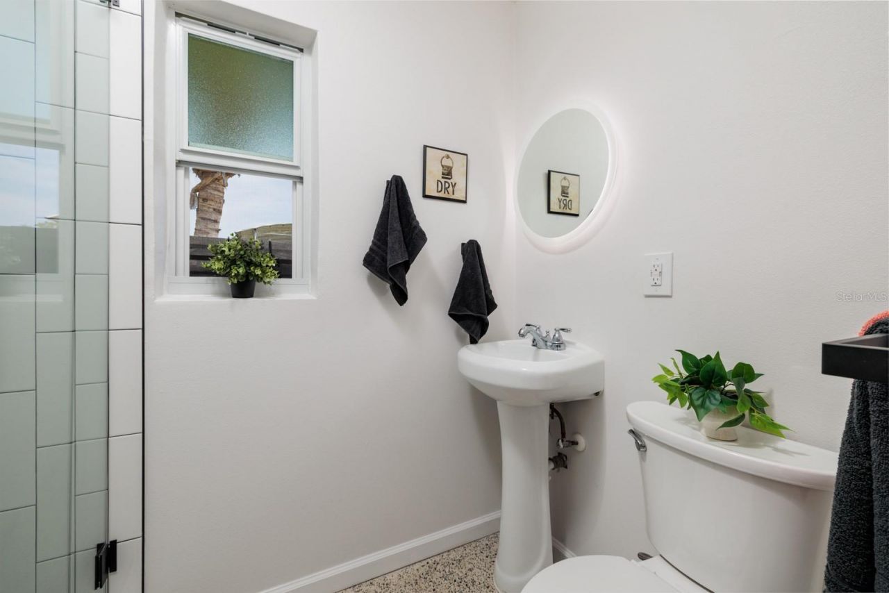 263 87th Avenue N, Saint Petersburg, FL 33702 Photo