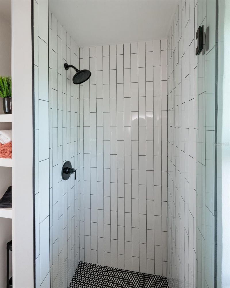 263 87th Avenue N, Saint Petersburg, FL 33702 Photo