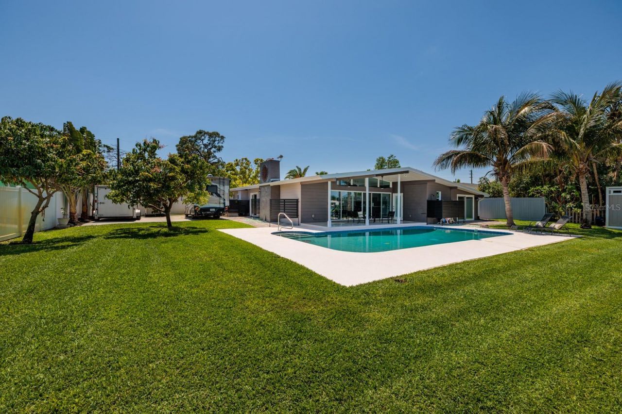 263 87th Avenue N, Saint Petersburg, FL 33702 Photo