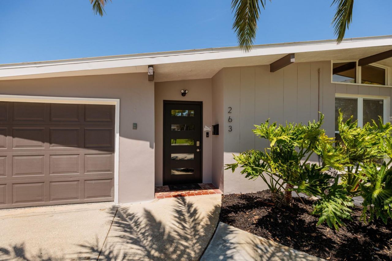 263 87th Avenue N, Saint Petersburg, FL 33702 Photo