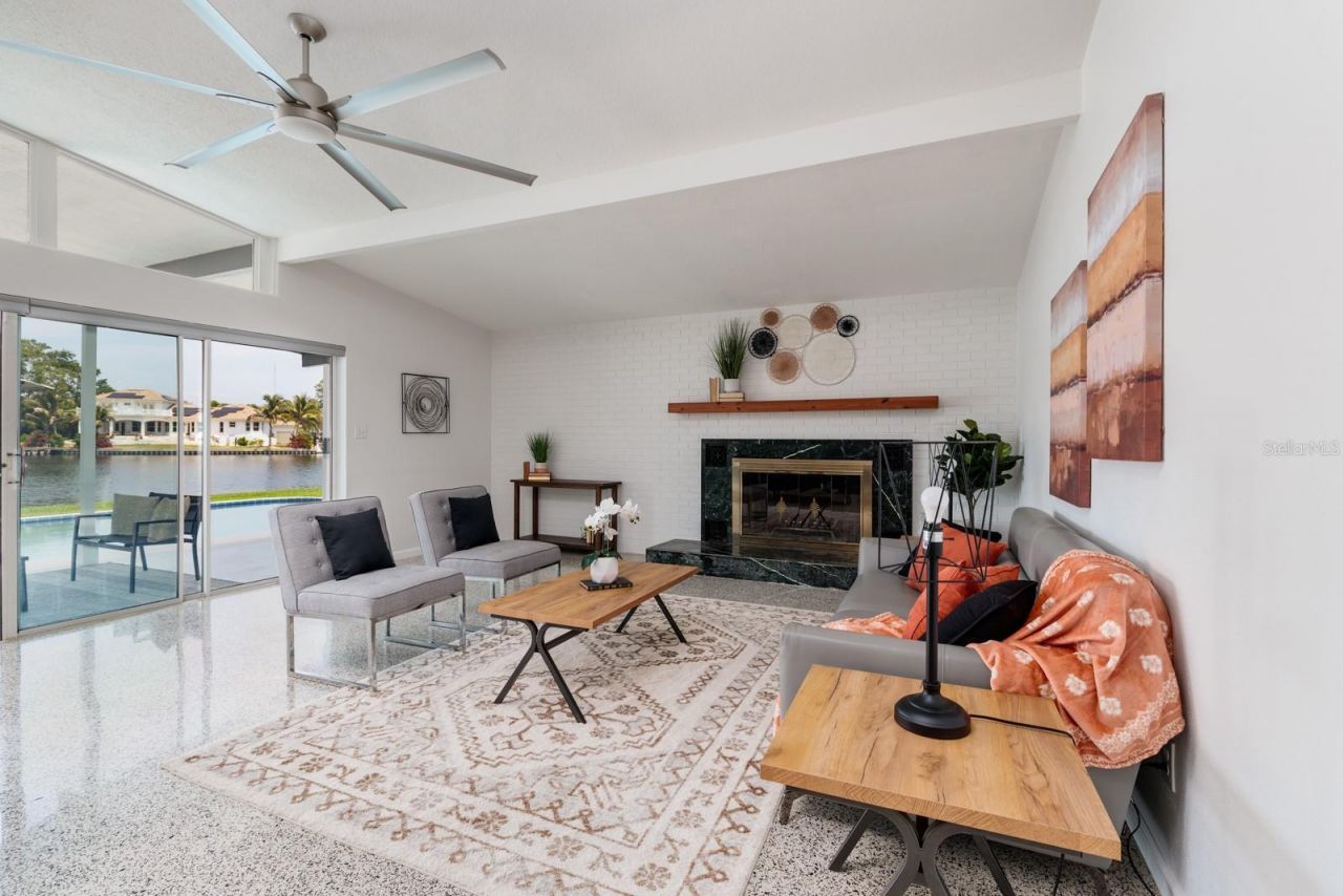 263 87th Avenue N, Saint Petersburg, FL 33702 Photo