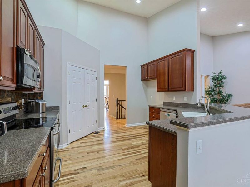 6793 Jennifer Lynn Drive, Cincinnati, OH 45248 Photo 11