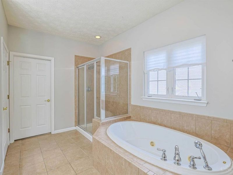 6793 Jennifer Lynn Drive, Cincinnati, OH 45248 Photo 21