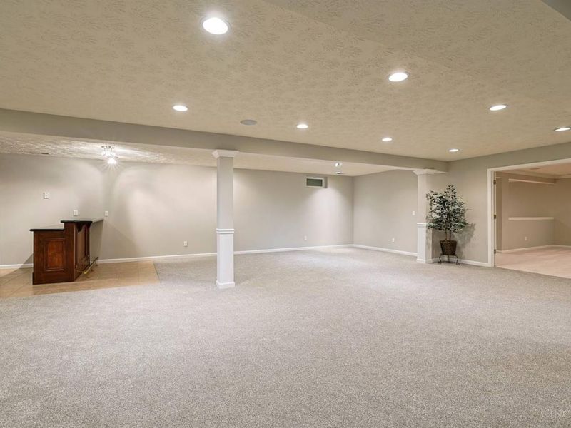 6793 Jennifer Lynn Drive, Cincinnati, OH 45248 Photo 29