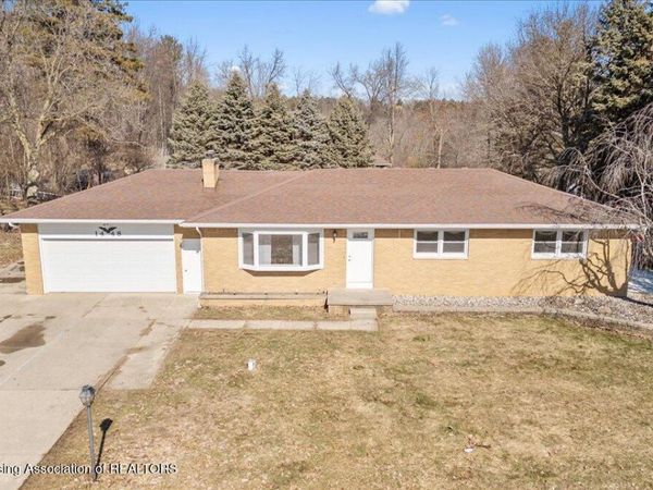 1448 Primrose Lane, DeWitt, MI 48820