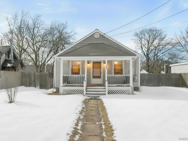 50 Furman Lane, Patchogue, NY 11772