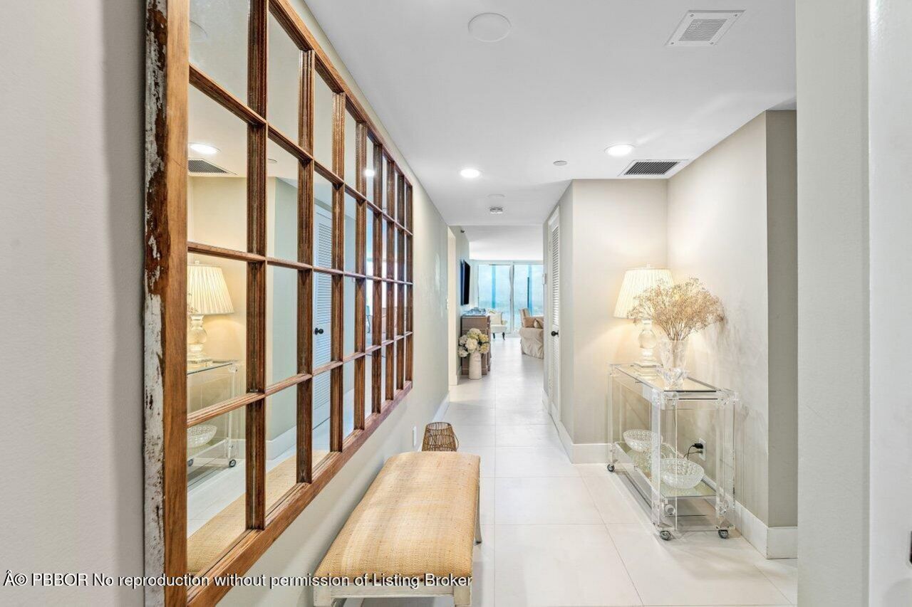 529 S Flagler Drive, Unit 8G, West Palm Beach, FL 33401 Photo