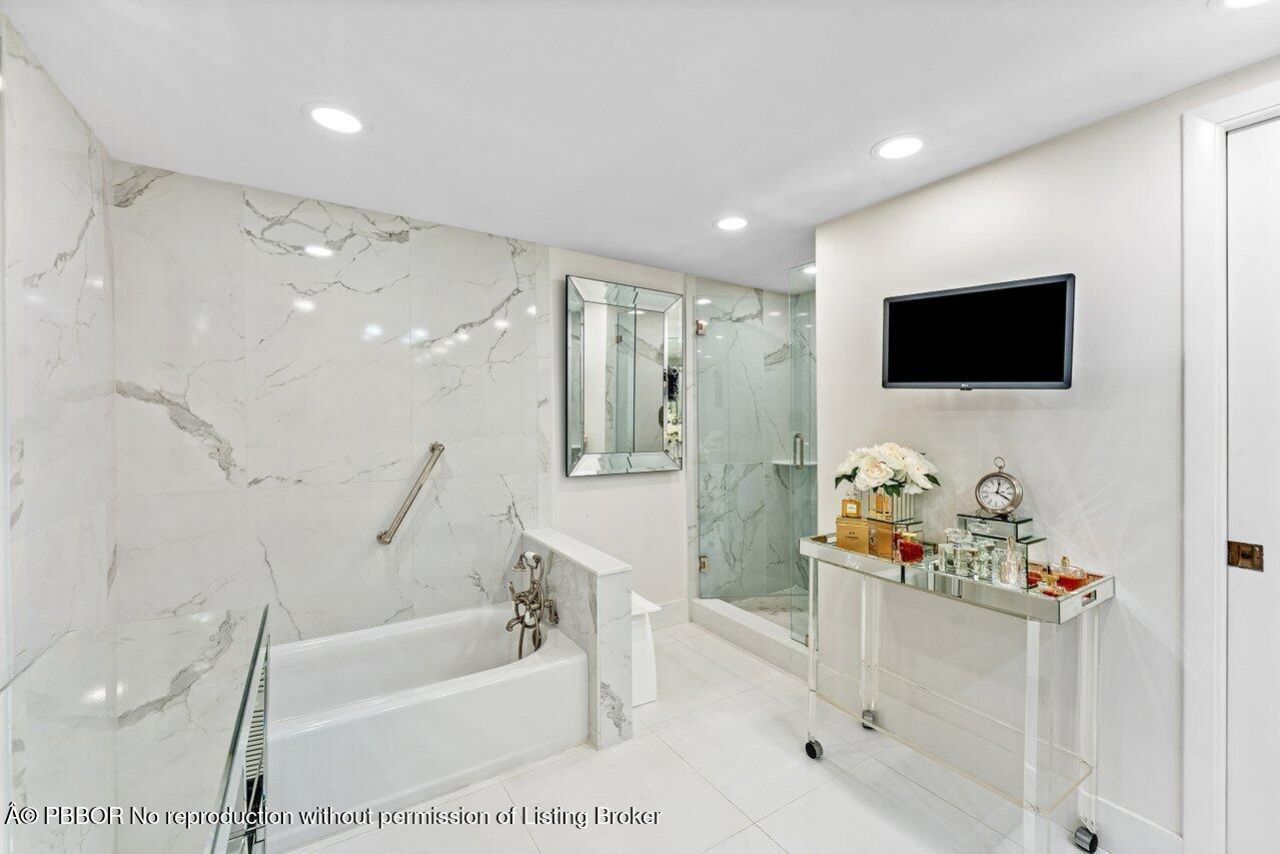 529 S Flagler Drive, Unit 8G, West Palm Beach, FL 33401 Photo
