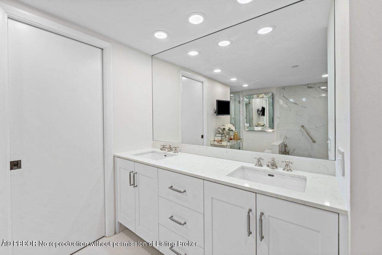 529 S Flagler Drive, Unit 8G, West Palm Beach, FL 33401 Photo