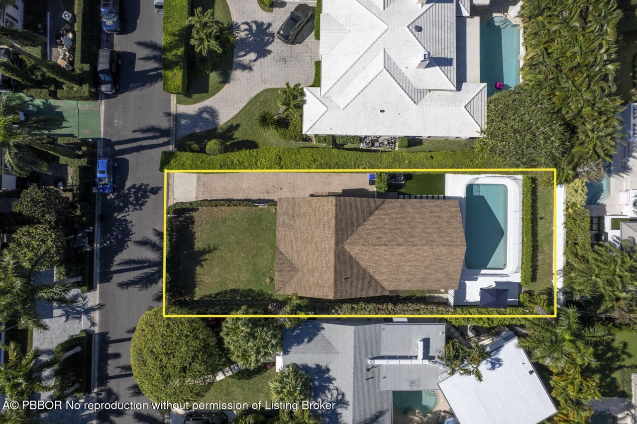 211 Miraflores Drive, Palm Beach, FL 33480 Photo