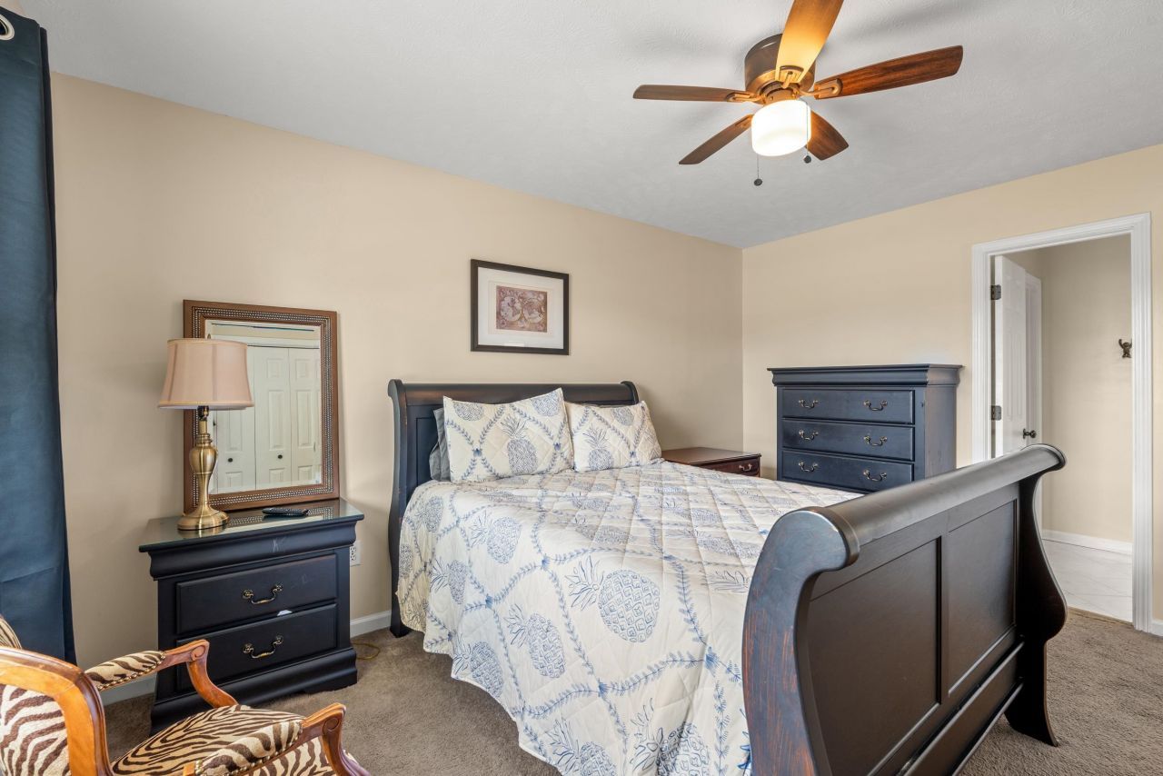 560 White River Dr. Photo 15