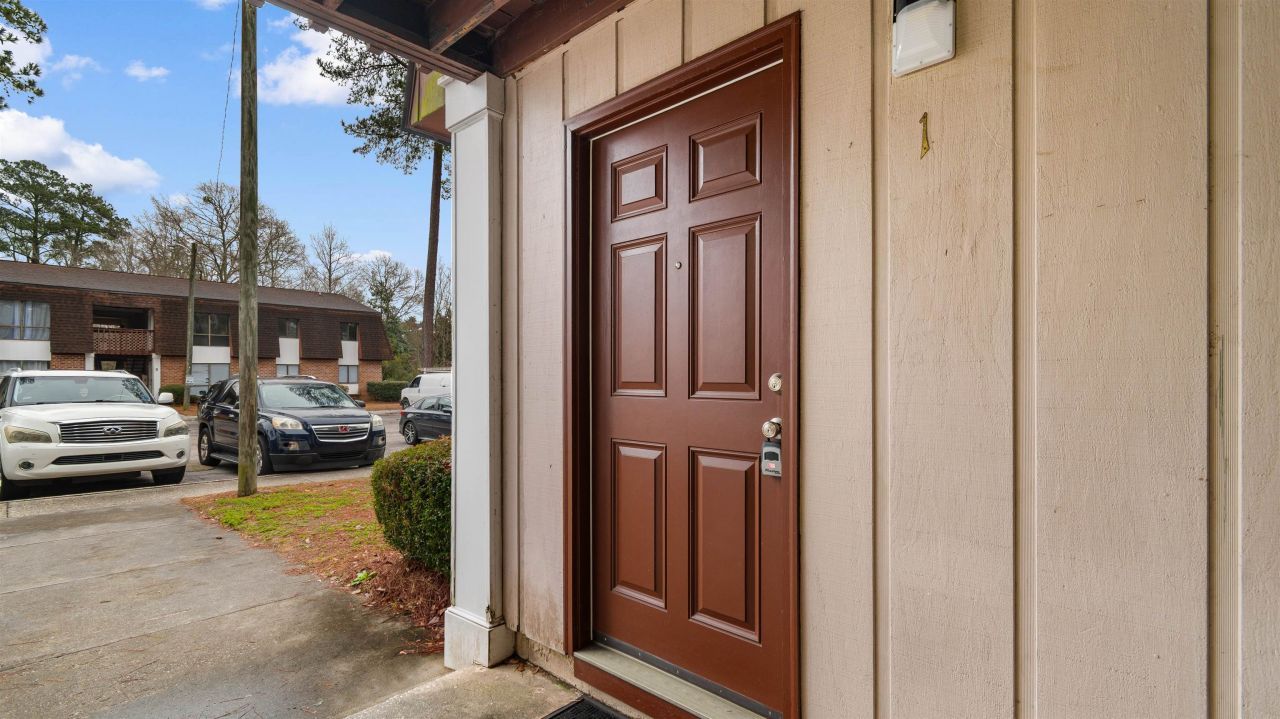 615 Carter Ln.  Photo 13