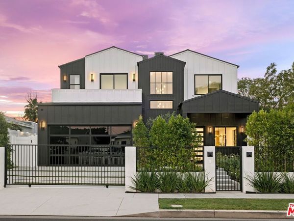 5741 Newcastle Avenue, Encino, CA 91316