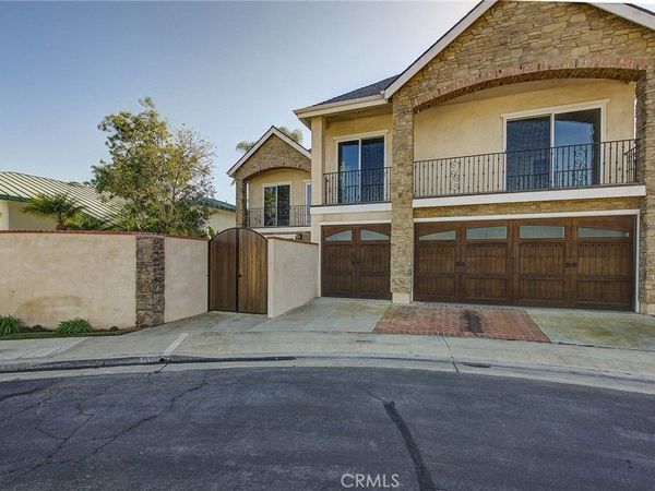 6692 Gate Hill Circle, Huntington Beach, CA 92648