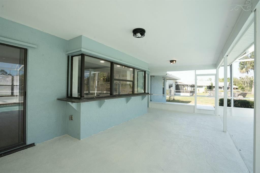 210 SE Crosspoint Drive, Port Saint Lucie, FL 34983 Photo