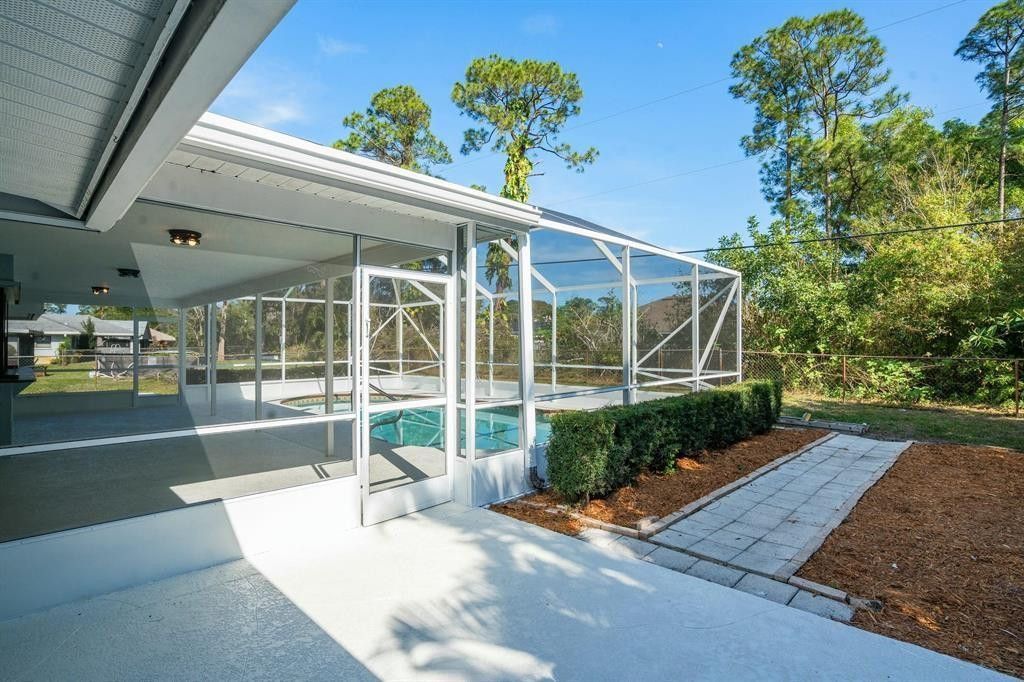 210 SE Crosspoint Drive, Port Saint Lucie, FL 34983 Photo