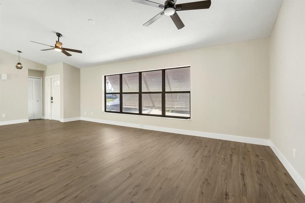 210 SE Crosspoint Drive, Port Saint Lucie, FL 34983 Photo