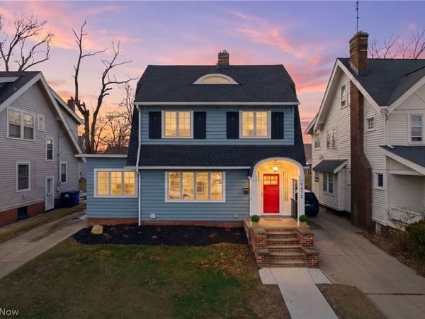 1472 Belle Avenue, Lakewood, OH 44107