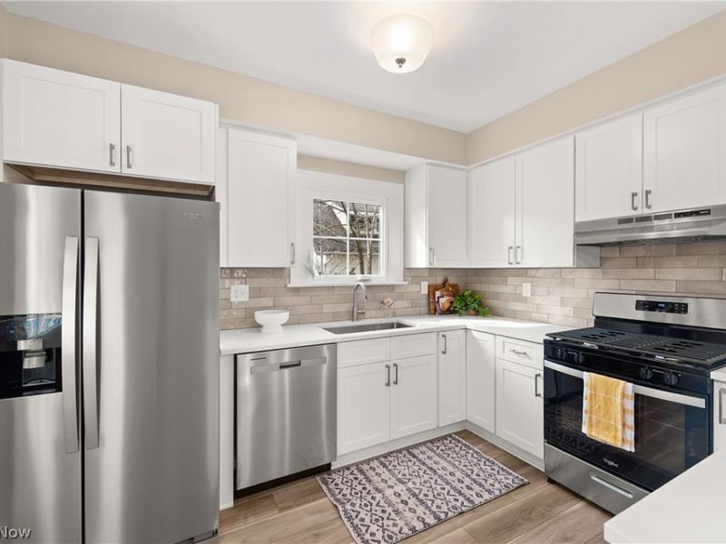 1472 Belle Avenue, Lakewood, OH 44107 Photo 13