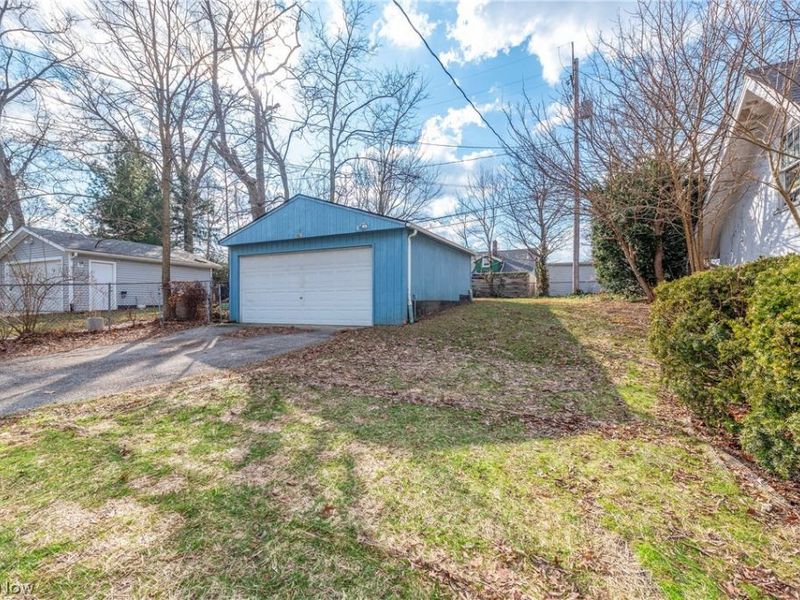 1472 Belle Avenue, Lakewood, OH 44107 Photo 37
