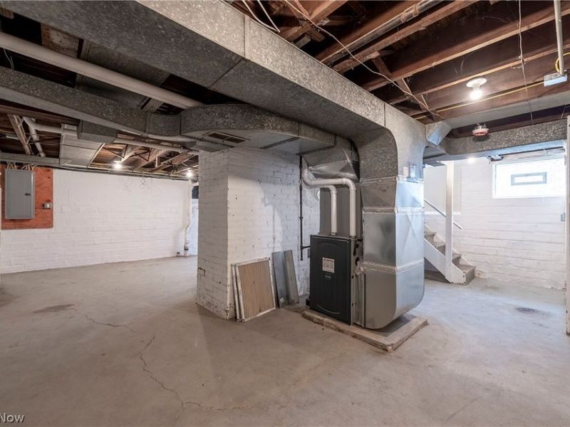 1472 Belle Avenue, Lakewood, OH 44107 Photo 46