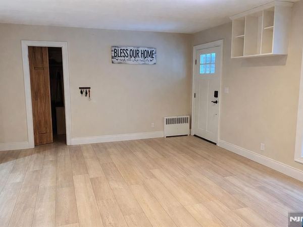 120 Louis Street, HACKENSACK, NJ 07601