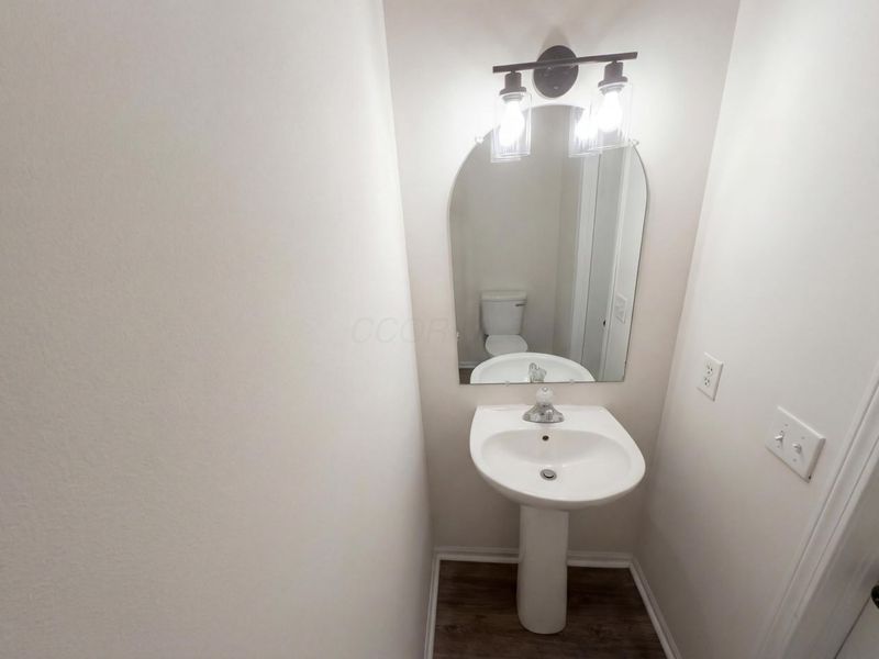 675 Scioto Meadows Boulevard , Grove City, OH 43123 Photo 19