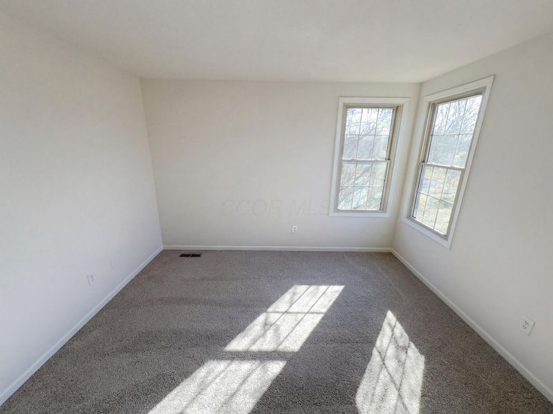 675 Scioto Meadows Boulevard , Grove City, OH 43123 Photo 4