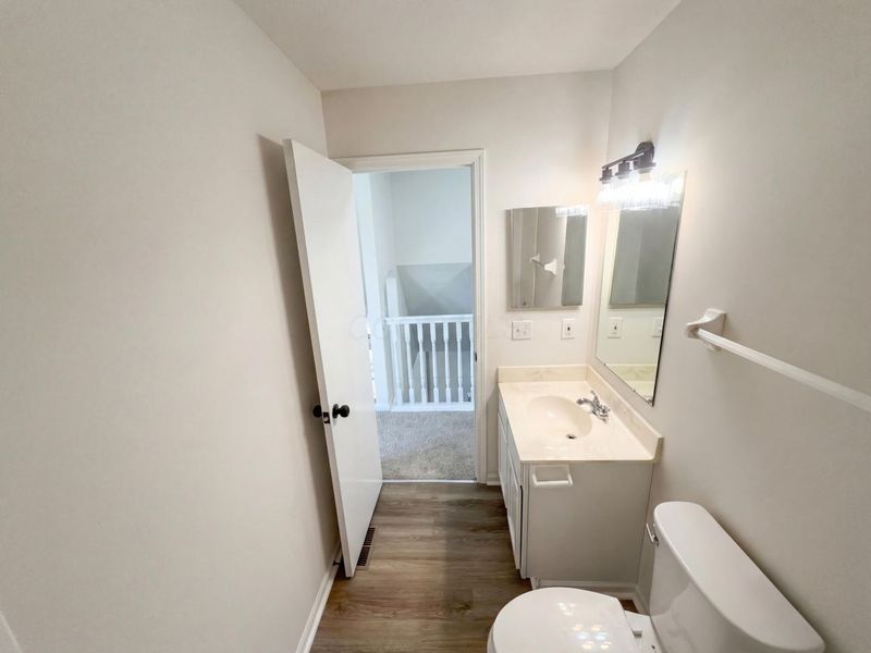 675 Scioto Meadows Boulevard , Grove City, OH 43123 Photo 9