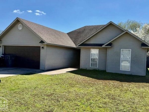 3505 Lexee Drive, Jonesboro, AR 72404