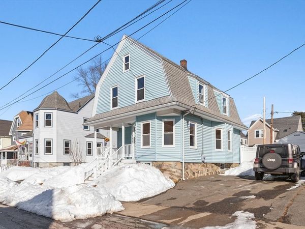 15 Cass St, Melrose, MA 02176