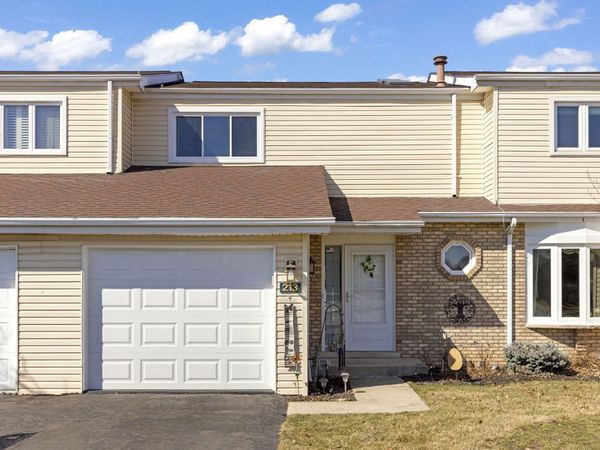 213 Manor Drive, New Lenox, IL 60451