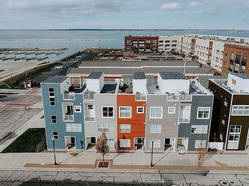 415 W Water Street, Sandusky, OH 44870 Photo 1