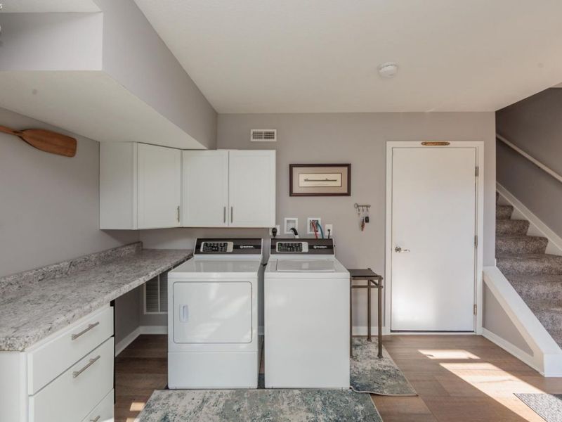 415 W Water Street, Sandusky, OH 44870 Photo 8