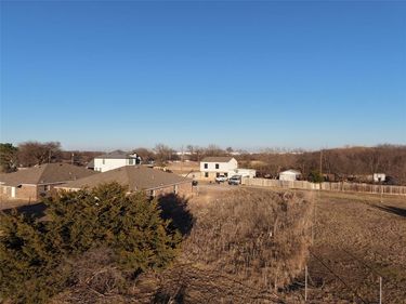 9524 Prairieview Drive, Fort Worth, TX 76134
