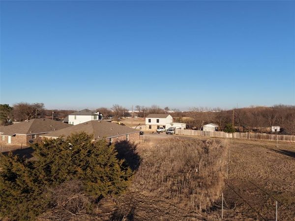 9524 Prairieview Drive , Fort Worth, TX 76134