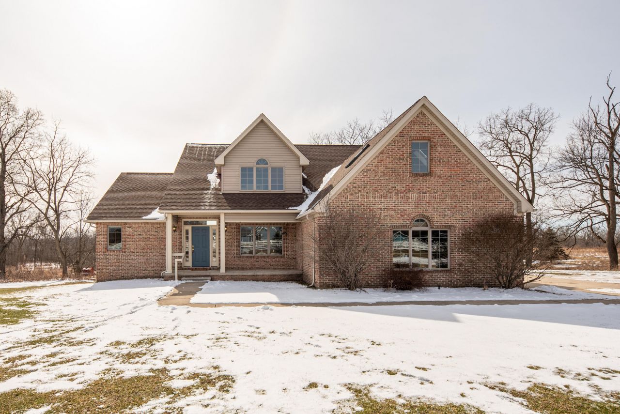 5215 Vaughn Road, Dexter, MI 48130 Main Photo