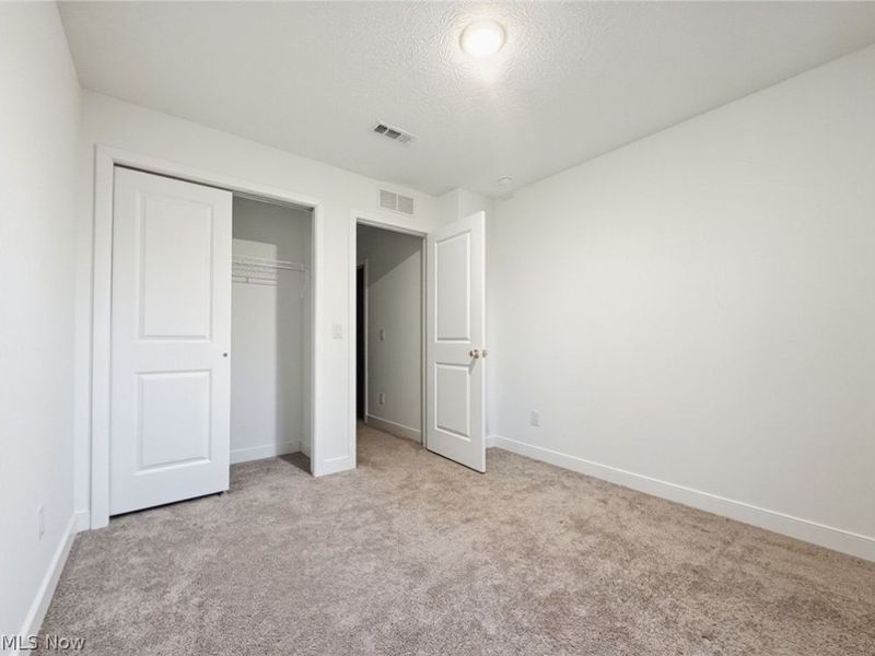 524 Auld Farm Circle, Akron, OH 44320 Photo 39