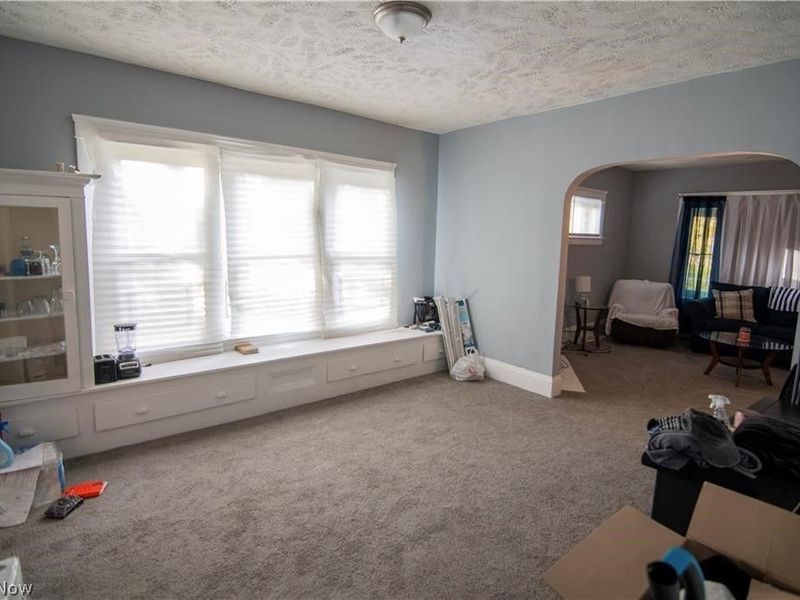 9904 Parkgate Avenue, Cleveland, OH 44108 Photo 5