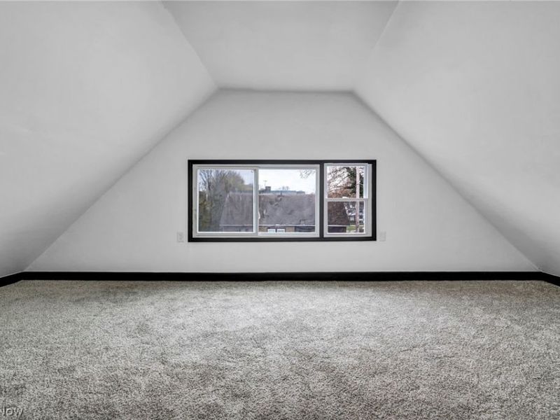 12001 Oakview Avenue, Unit UP, Cleveland, OH 44108 Photo 6