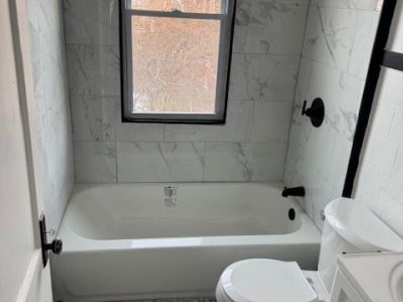 12001 Oakview Avenue, Unit UP, Cleveland, OH 44108 Photo 8