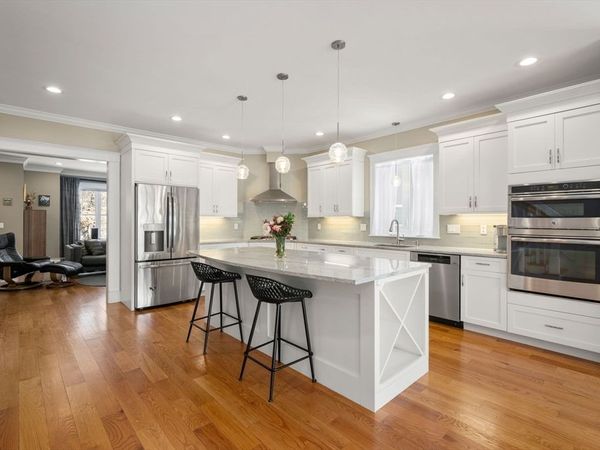 40 Grove St, Unit 1, Waltham, MA 02453