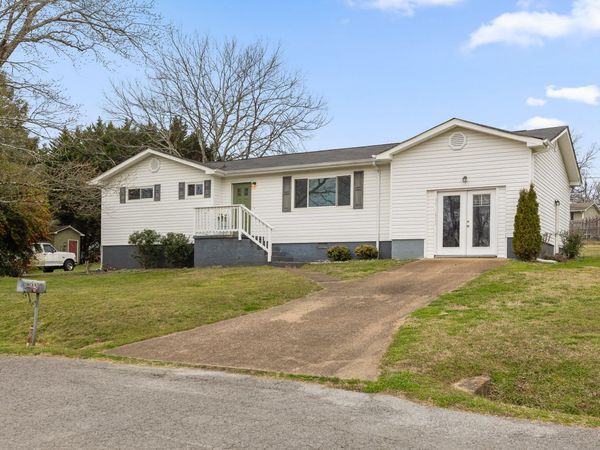 45 Virginia Avenue, Rossville, GA 30741