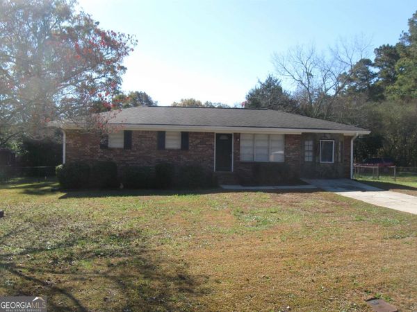210 E Richardson Street, Oxford, GA 30054
