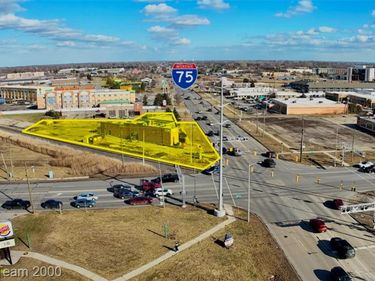 19400 Northline Road , Southgate, MI 48195