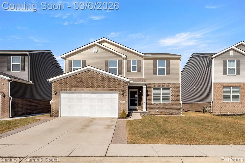 34519 Gresford Drive, Chesterfield Township, MI 48047 Main Photo