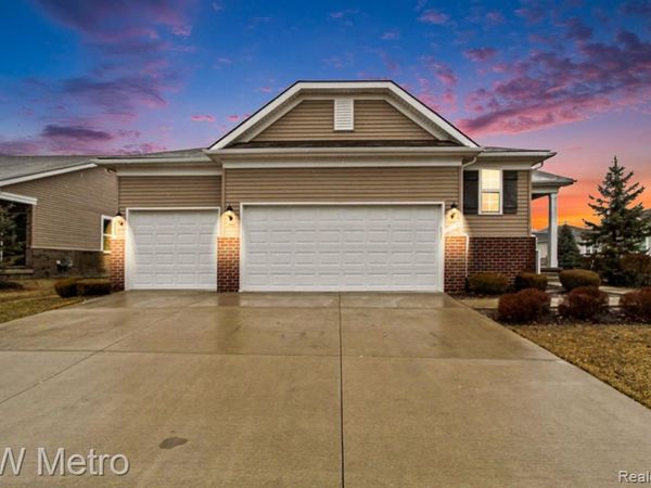 27134 Manistee Lane, Brownstown Twp, MI 48134